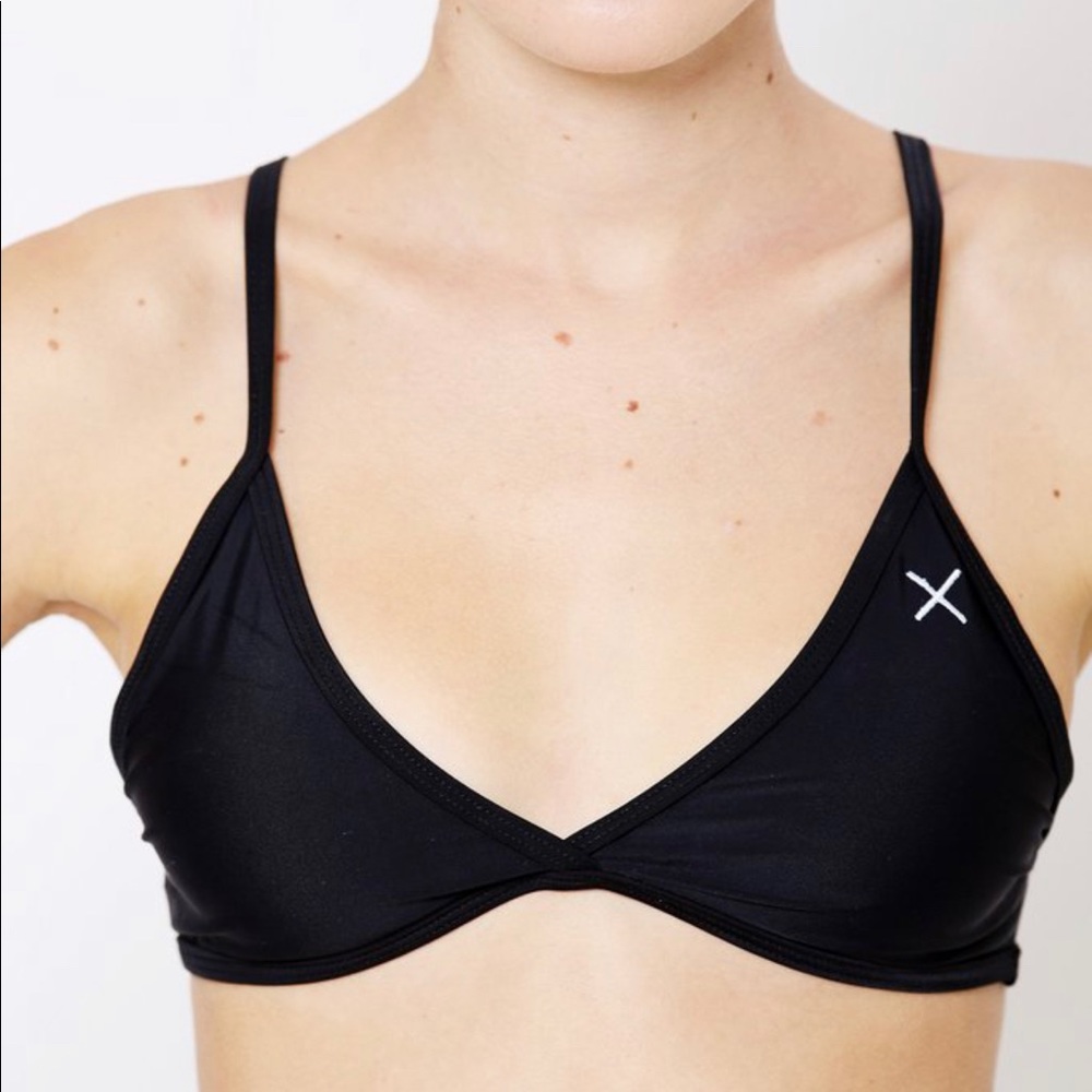 Boutine La black bikini top